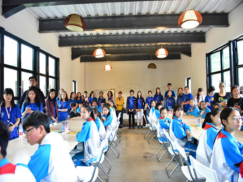 太古地產愛心傳遞助建美麗鄉村,引領總部企業公益事業可持續發展(圖4) 太古地產愛心傳遞助建美麗鄉村,引領總部企業公益事業可持續發展(圖4)