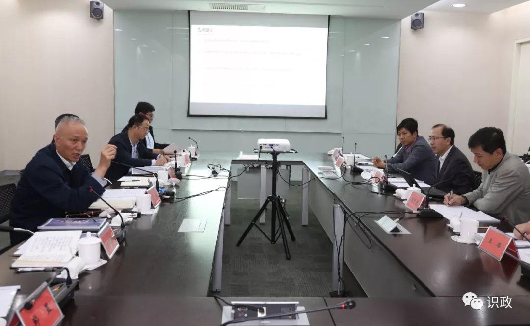 蔡奇走訪調研阿里巴巴、百度,服務企業(yè)有了量身定制“服務包”(圖3) 蔡奇走訪調研阿里巴巴、百度,服務企業(yè)有了量身定制“服務包”(圖3)